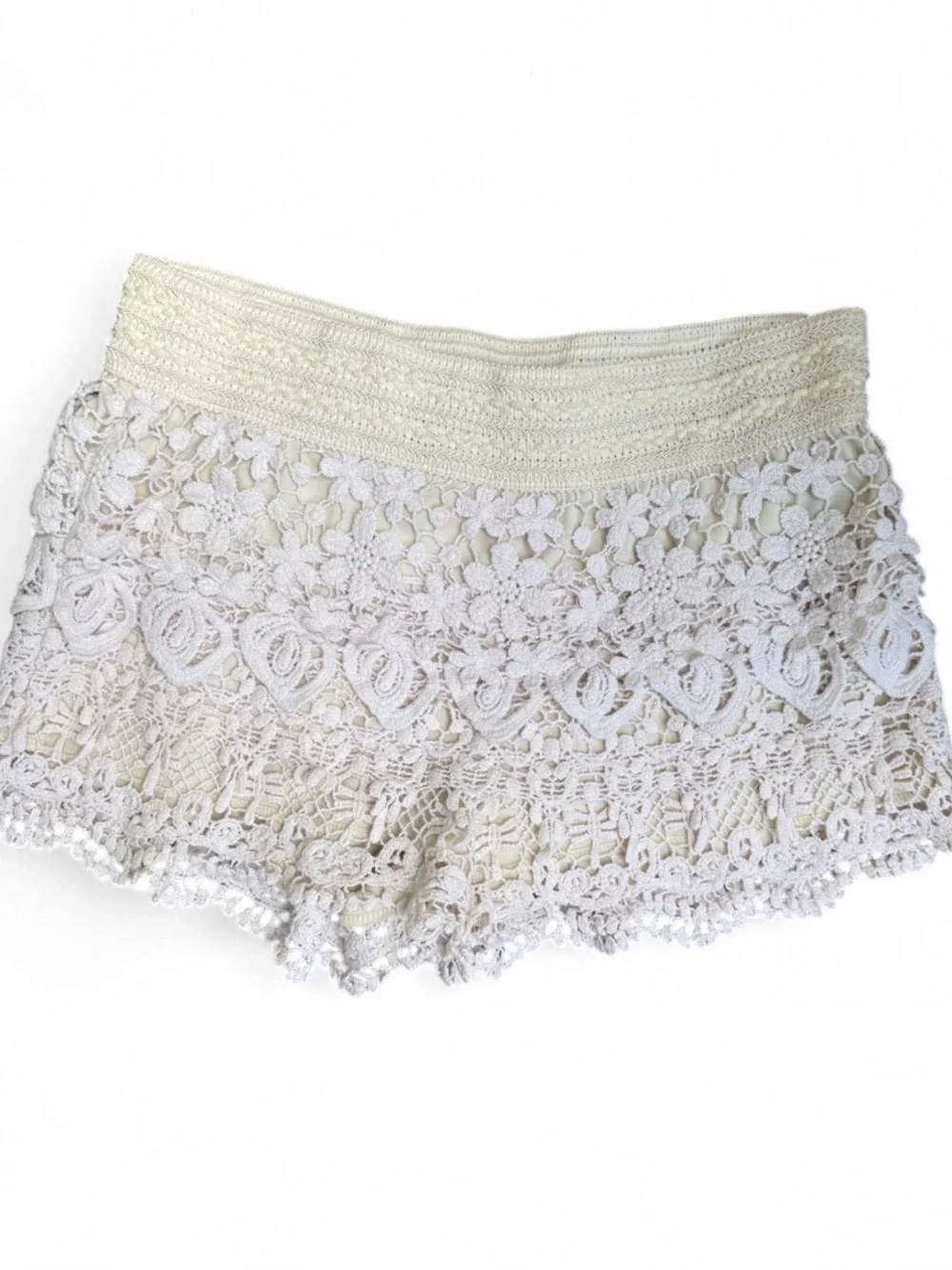 Cream crochet lace shorts No Boundaries Y2K Sz 7/9 - 100% cotton w/elastic waist